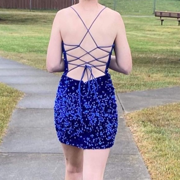 Homecoming dress - Picture 2 of 2